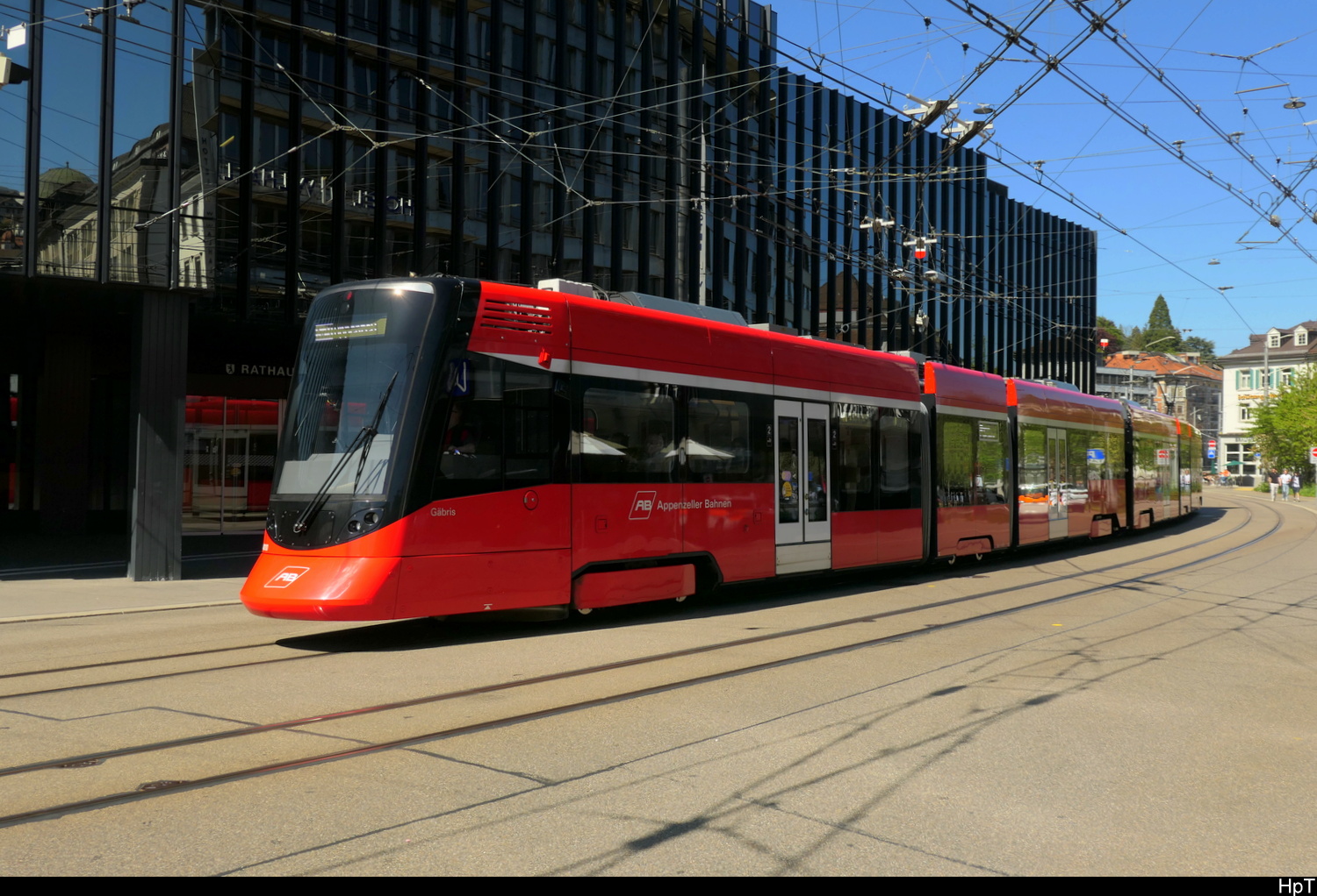 AB / Trogenbahn - Be 4/6 4010 + AB 4/6  unterwegs in St. Gallen am 30.04.2026