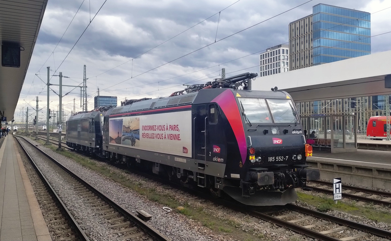 AKIEM / SNCF 185 552 + 185 556 // Mannheim Hbf // 5. April 2024