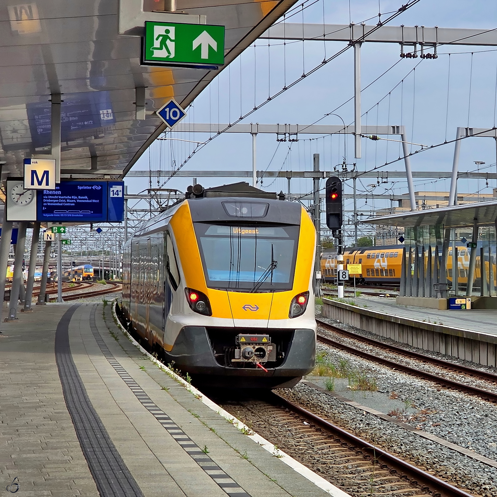 Anfang September 2026 habe ich den Sprinter New Generation 2780 beim Verlassen des Hauptbahnhofs in Utrecht ablichten k�nnen.