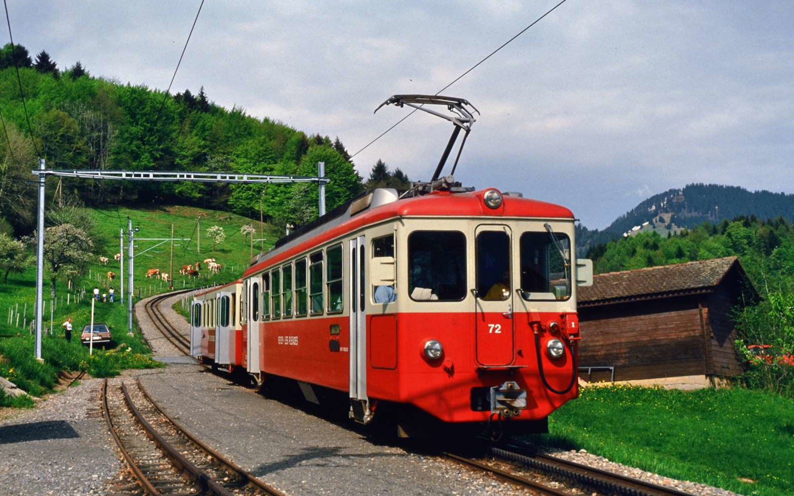 BDeh 2/4 72 der Chemins de fer electriques Veveysans (CEV, frühere Schweizer Privatbahn). Datum: 18.05.1986