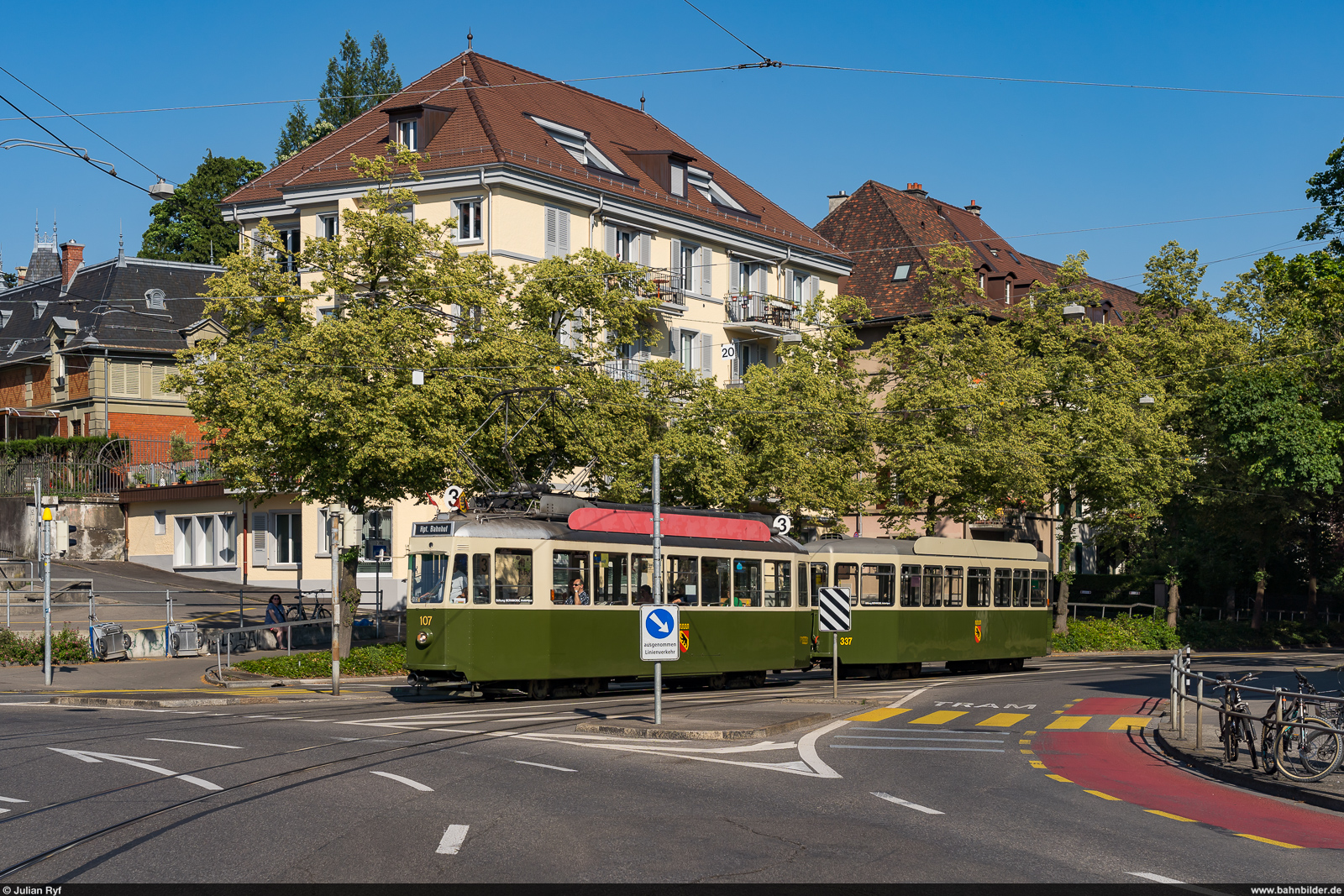 Bernmobil historique Be 4/4 107 / Bern Burgernziel, 30. Juni 2023<br>
50 Jahre Saali-Tram, Wittigkofen und Be 8/8