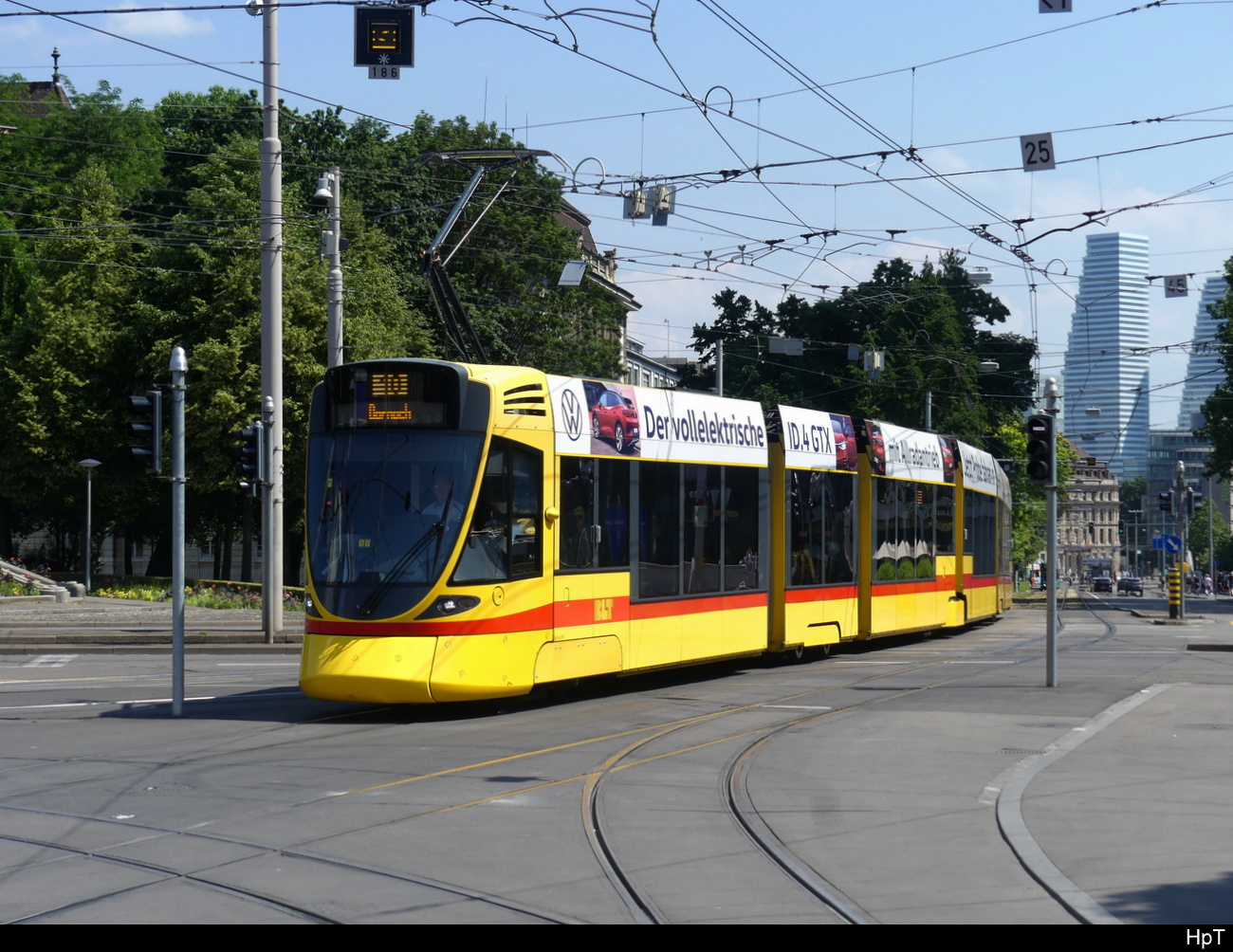 BLT - Be 6/10 171 unterwegs in Basel am 10.06.2023
