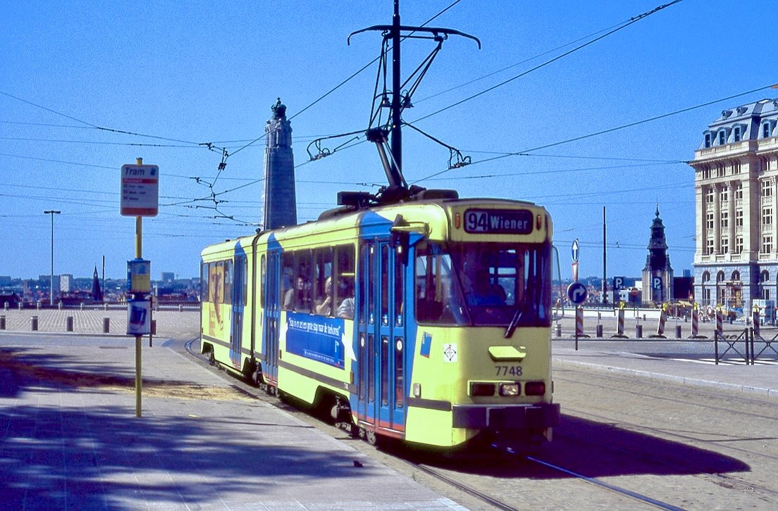 Brussel, Bruxelles 7748, Poelaert Plein, Place Poelaert, 18.06.2000.