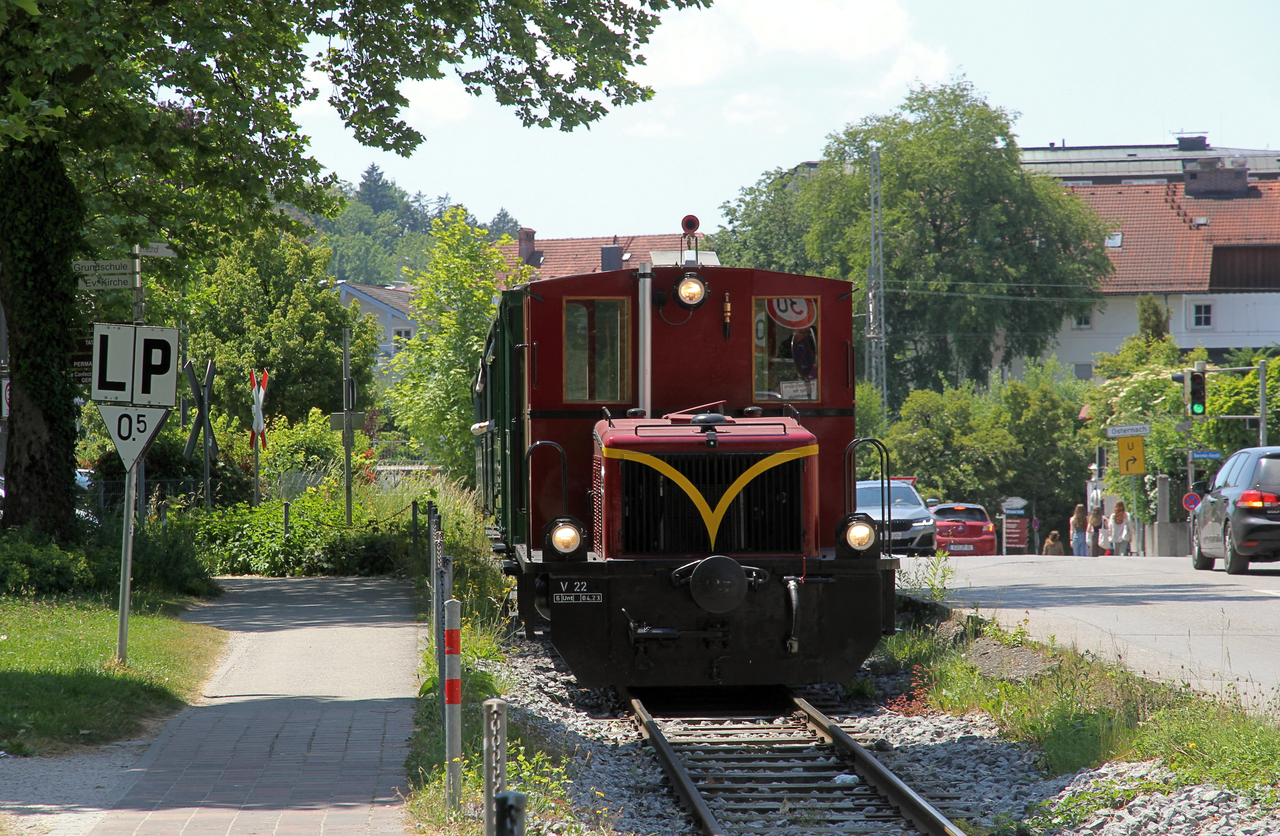 Chiemsee-Schifffahrt Ludwig Feßler Lok 22  Lisa  // Prien am Chiemsee // 14. Juni 2023