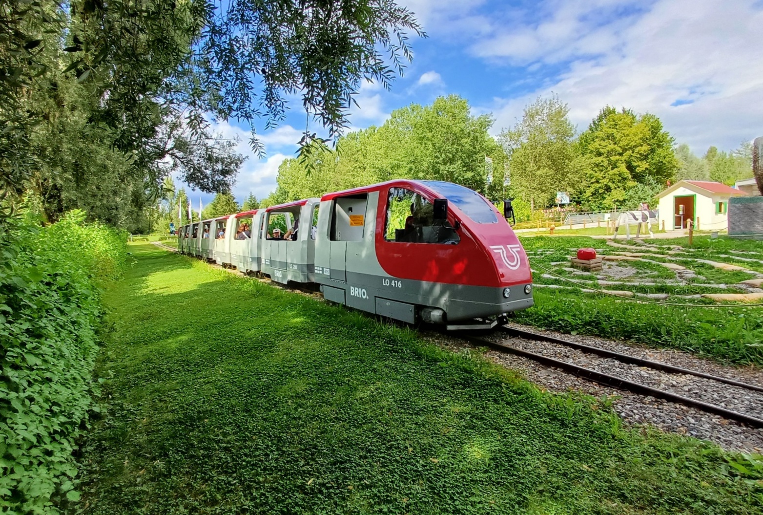 Der  BRIO Express LO 416  am 22.07.2024 im Ravensburger Spieleland.