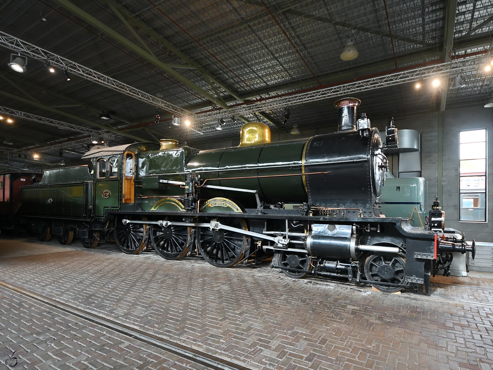 Die Dampflokomotive 3737 (ehem. 731)  Die Gro�e (De Jumbo)  wurde 1911 bei Werkspoor in Amsterdam gebaut. Am 7. Januar 1958 absolvierte die Maschine ihre letzte regul�re Fahrt - von Geldermalsen zum Eisenbahnmuseum in Utrecht. (September 2026)