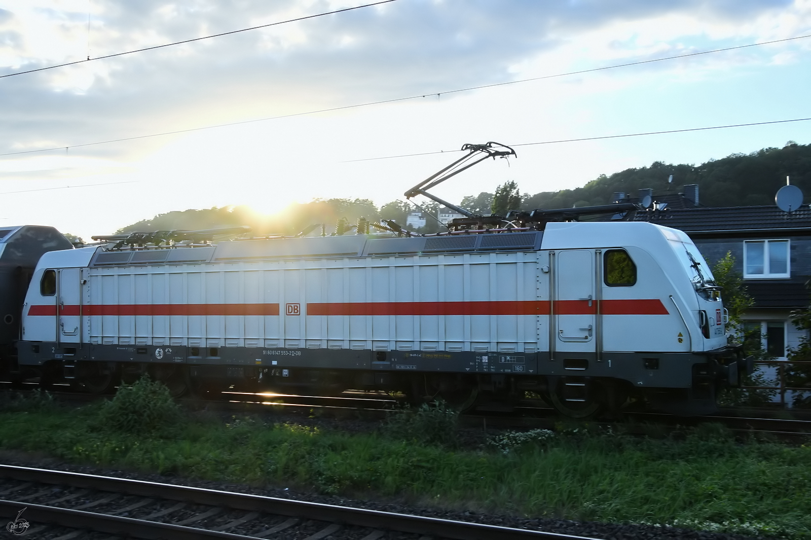 Die Elektrolokomotive 147 553-2 wurde Mitte August 2023 in Wuppertal-Unterbarmen gesichtet.