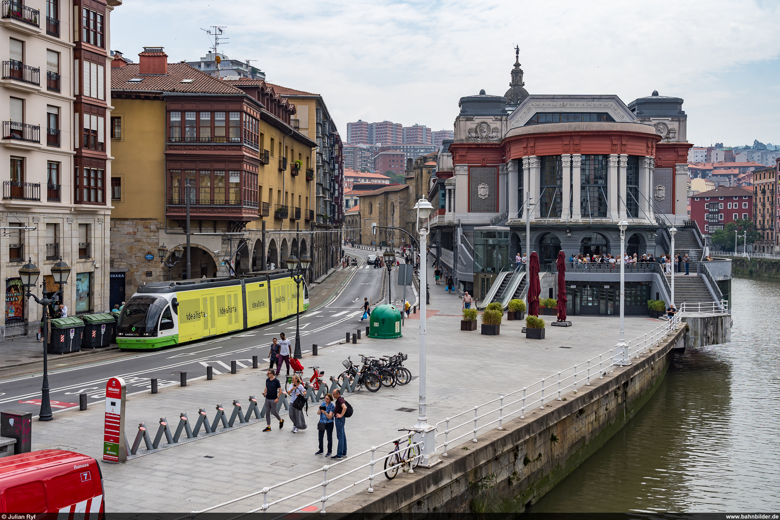 Euskotren Tranbia CAF Urbos 1 / Bilbao, 30. Mai 2023