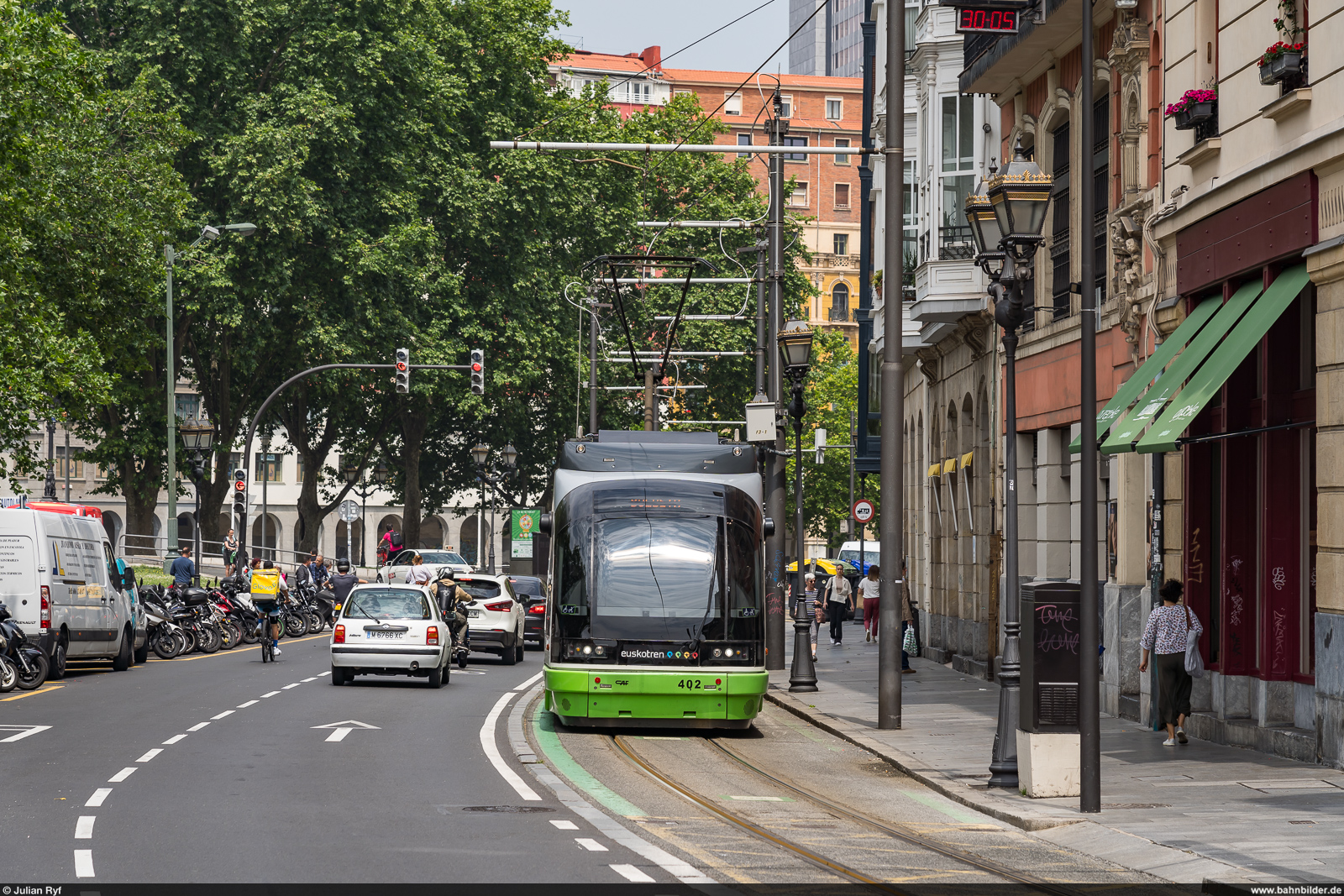 Euskotren Tranbia CAF Urbos 1 / Bilbao, 30. Mai 2023