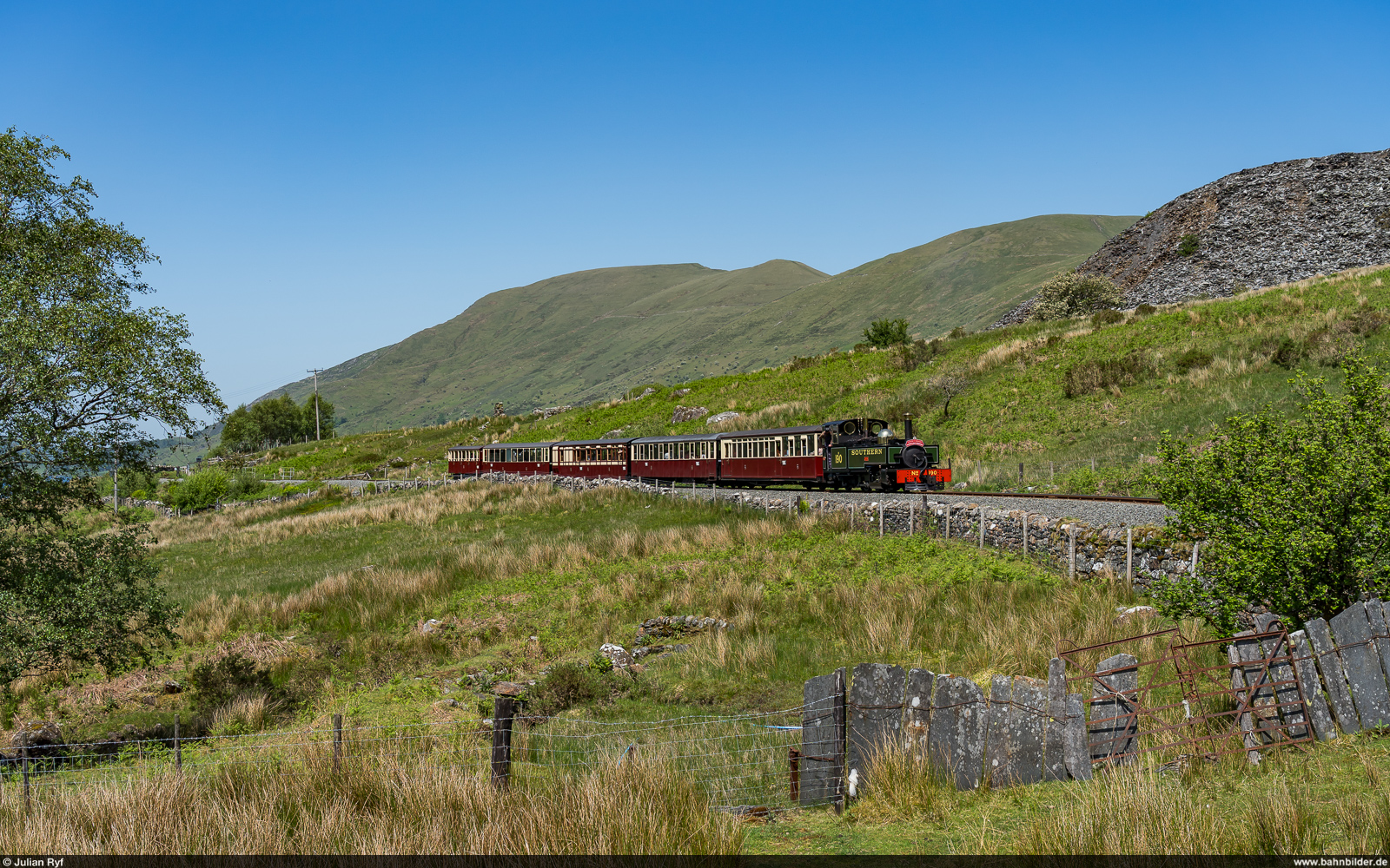 Ffestiniog & Welsh Highland Railways No. 190 / Rhyd Ddu, 26. Mai 2026<br>
 Whistling Dragon  Caernarfon - Rhyd Ddu