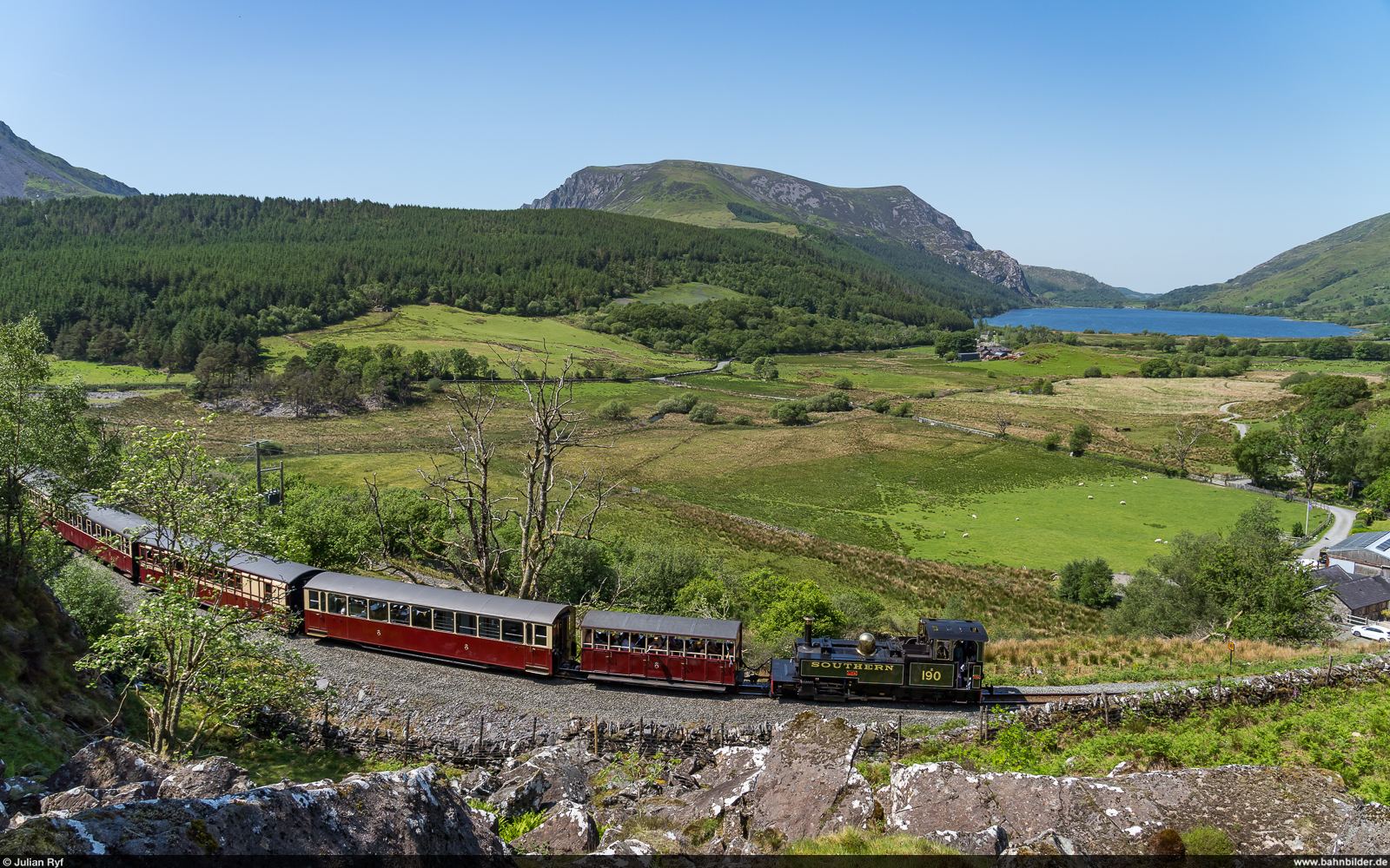 Ffestiniog & Welsh Highland Railways No. 190 / Rhyd Ddu, 26. Mai 2026<br>
 Whistling Dragon  Rhyd Ddu - Caernarfon