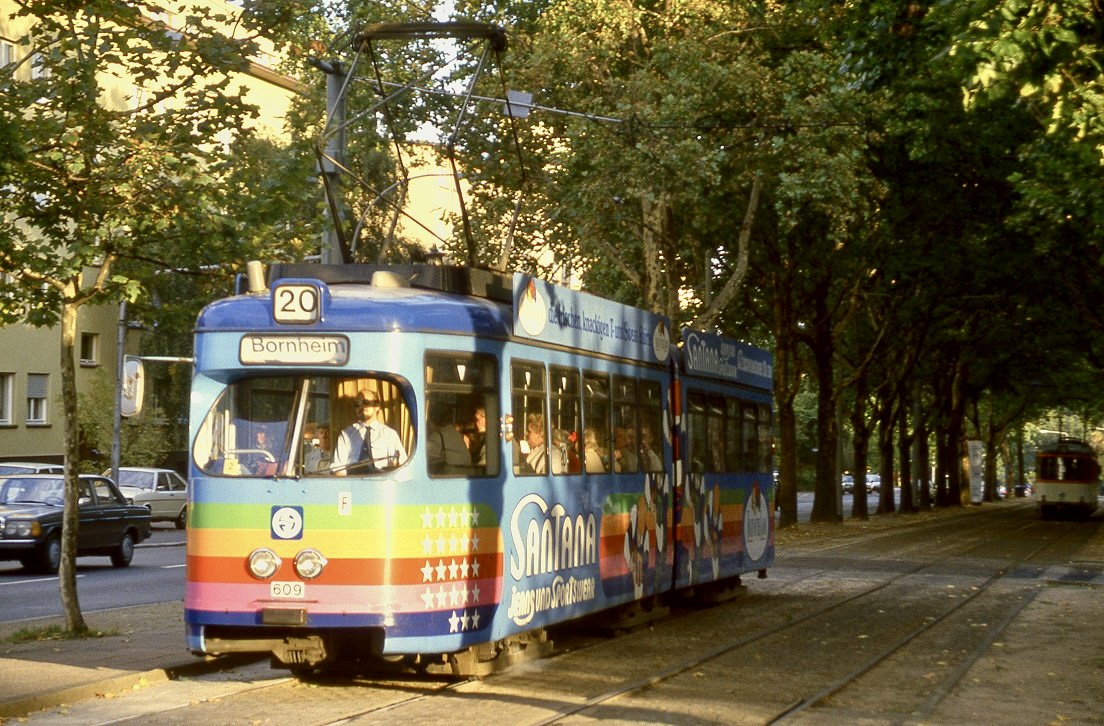Frankfurt 609, Bornheim, Saalburgallee, 12.10.1985.
