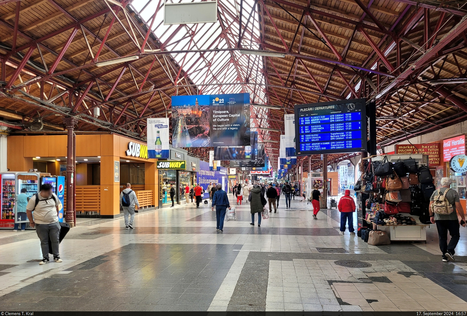 Geschäftiges Treiben auf dem Querbahnsteig von București Nord (RO).

🕓 17.9.2024 | 16:57 Uhr
