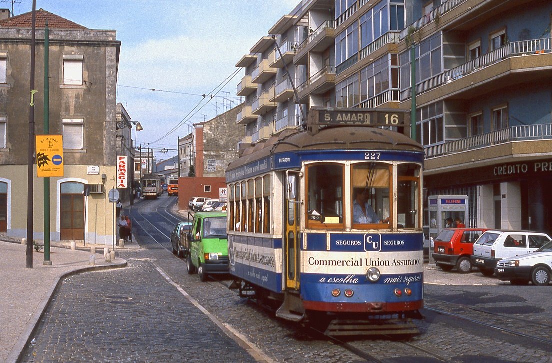 Lissabon 227, Rua  do Grilo, 10.09.1990.