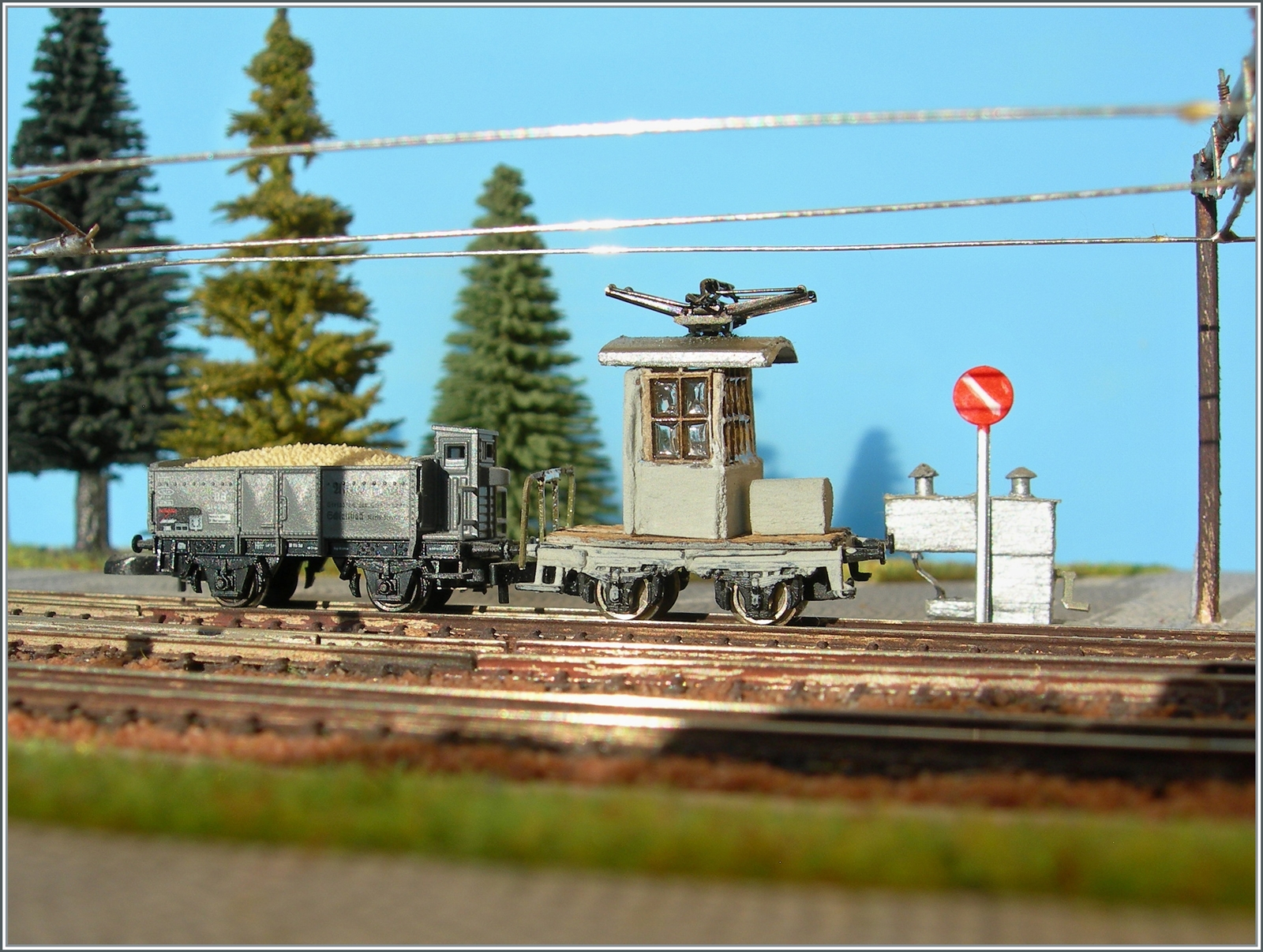 Meine  Interpretation  (und noch nicht fertiggestellt) des Elektro-Traktor Te 2/2 N° 1,  welcher ACMV 1921 an Nestlé and Anglo-Swiss Condensed Milk Co. lieferte und viele Jahre in Vevey in Einsatz stand. 

6. Dezember 2022 

