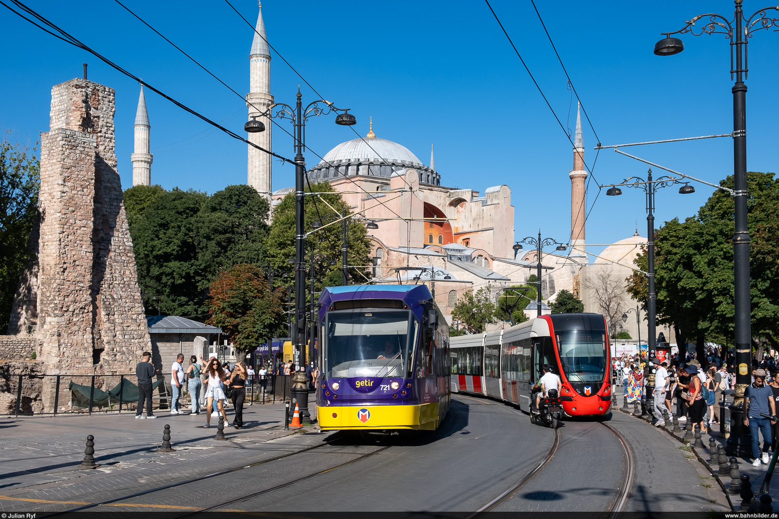 Metro Istanbul Tram 721 / Fatih Istanbul, 28. Juli 2023<br>
T1 Kabataş - Bağcilar