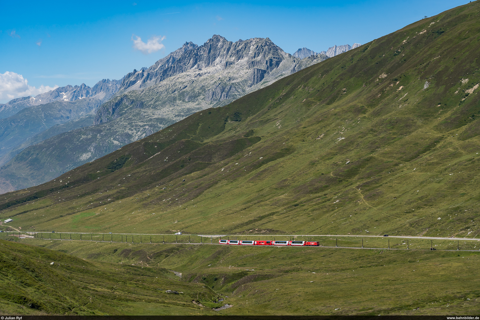 MGB HGe 4/4 II 4 / Oberalppass, 16. Juli 2022<br>
Glacier Express 902 Zermatt - St. Moritz
