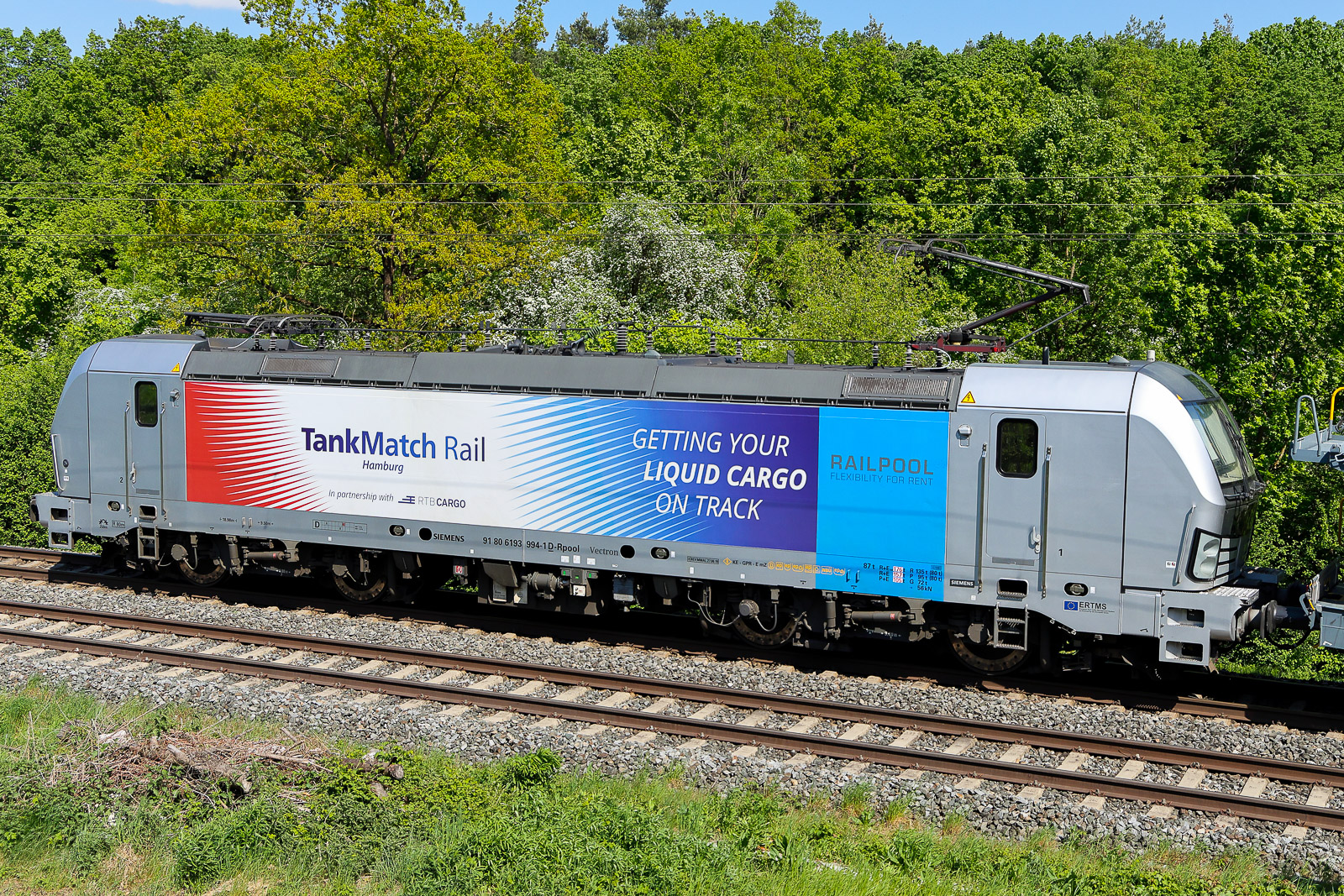 Ortswechsel am 9. Mai 2026 nach Feldmoching. 193 994 Railpool / tankmatchrail macht den Anfang.