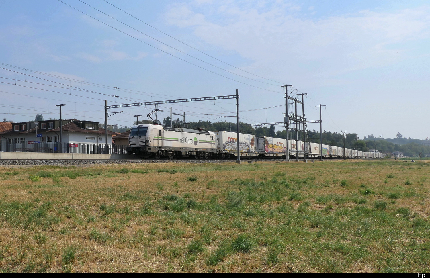 RailCare - Lok 476 485-8 bei der durchfahrt in Busswil am 30.07.2026