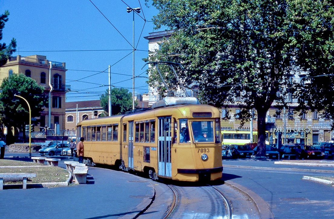 Roma 7093, Porta Maggiore, 28.08.2001.
