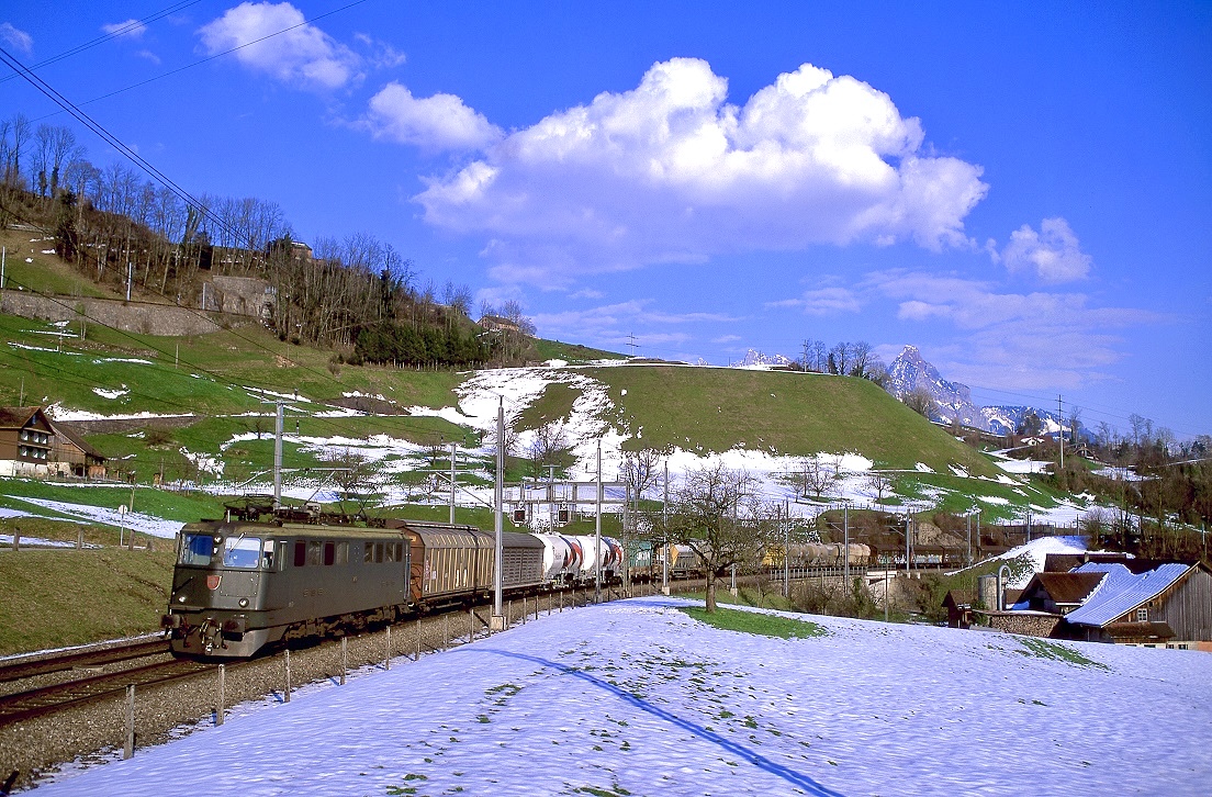 SBB Ae6/6 11460, Steinen, 27.03.2007.