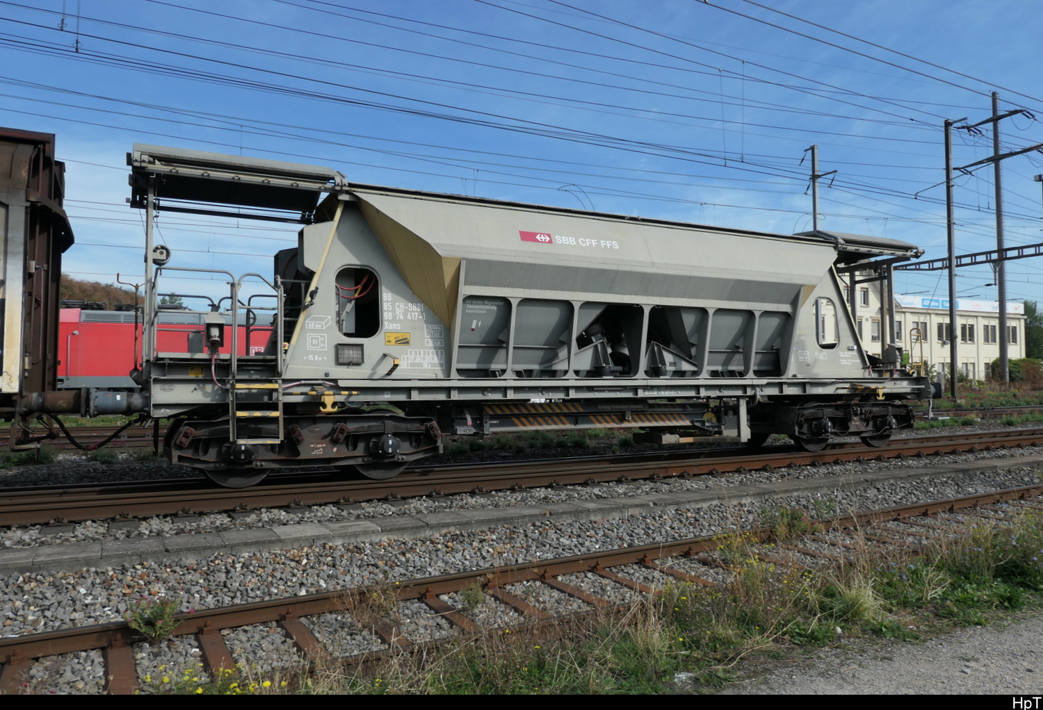 SBB - Dienstwagen Xans 80 85 98 74 417-1 unterwegs in Pratteln am 07.10.2026