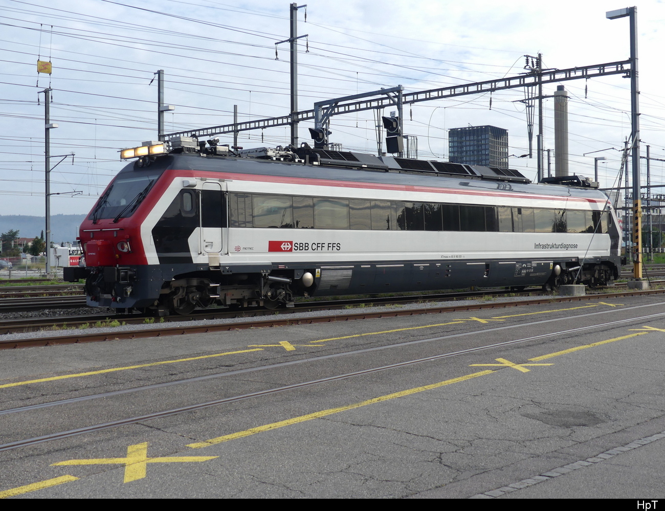 SBB -  Infrastrukturdiagnose  - XTmass 99 85 91 60 001-5 unterwegs in Pratteln am 05.10.2023