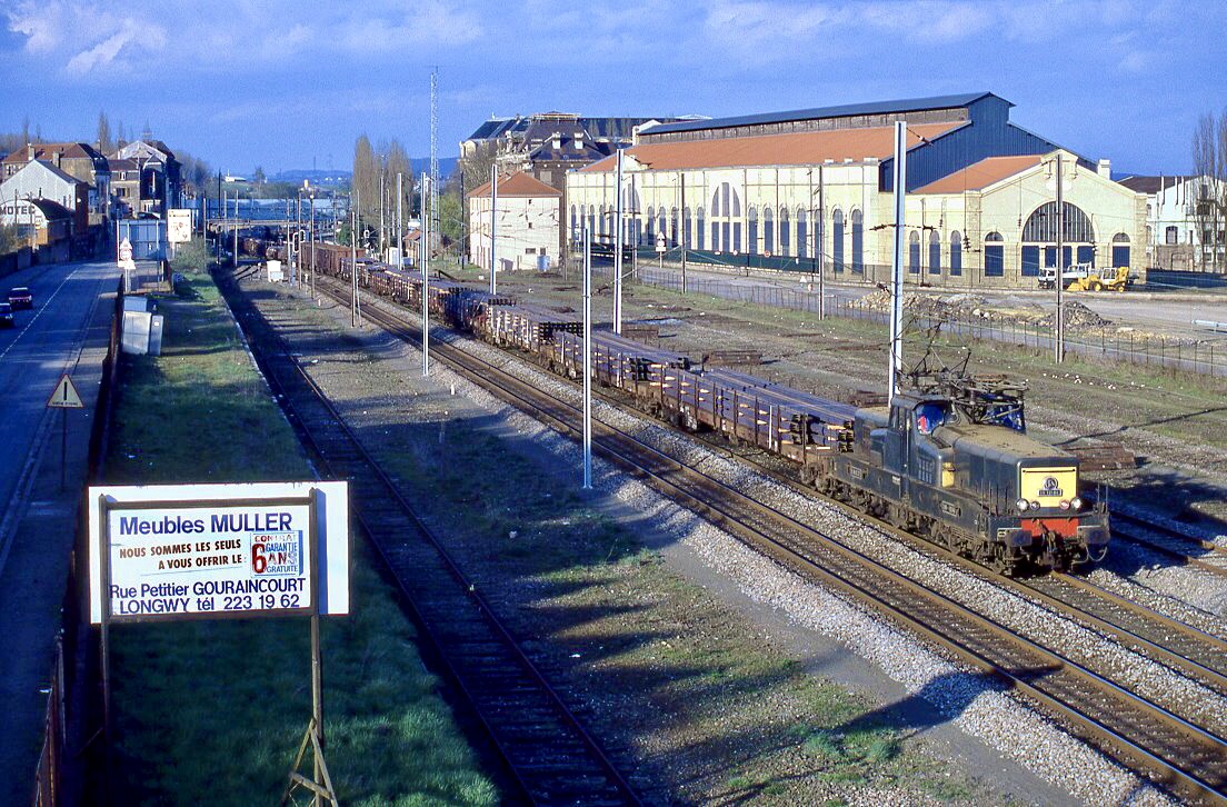 SNCF BB12146, Longwy, 08.04.1989.