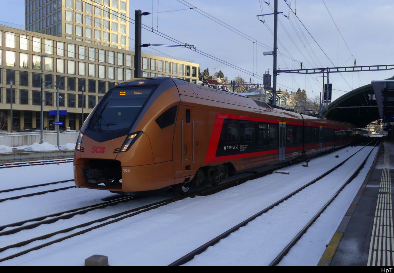 SOB - RABe 526 105 bei der Ausfahrt aus dem Bhf. St. Gallen am 21.01.2024