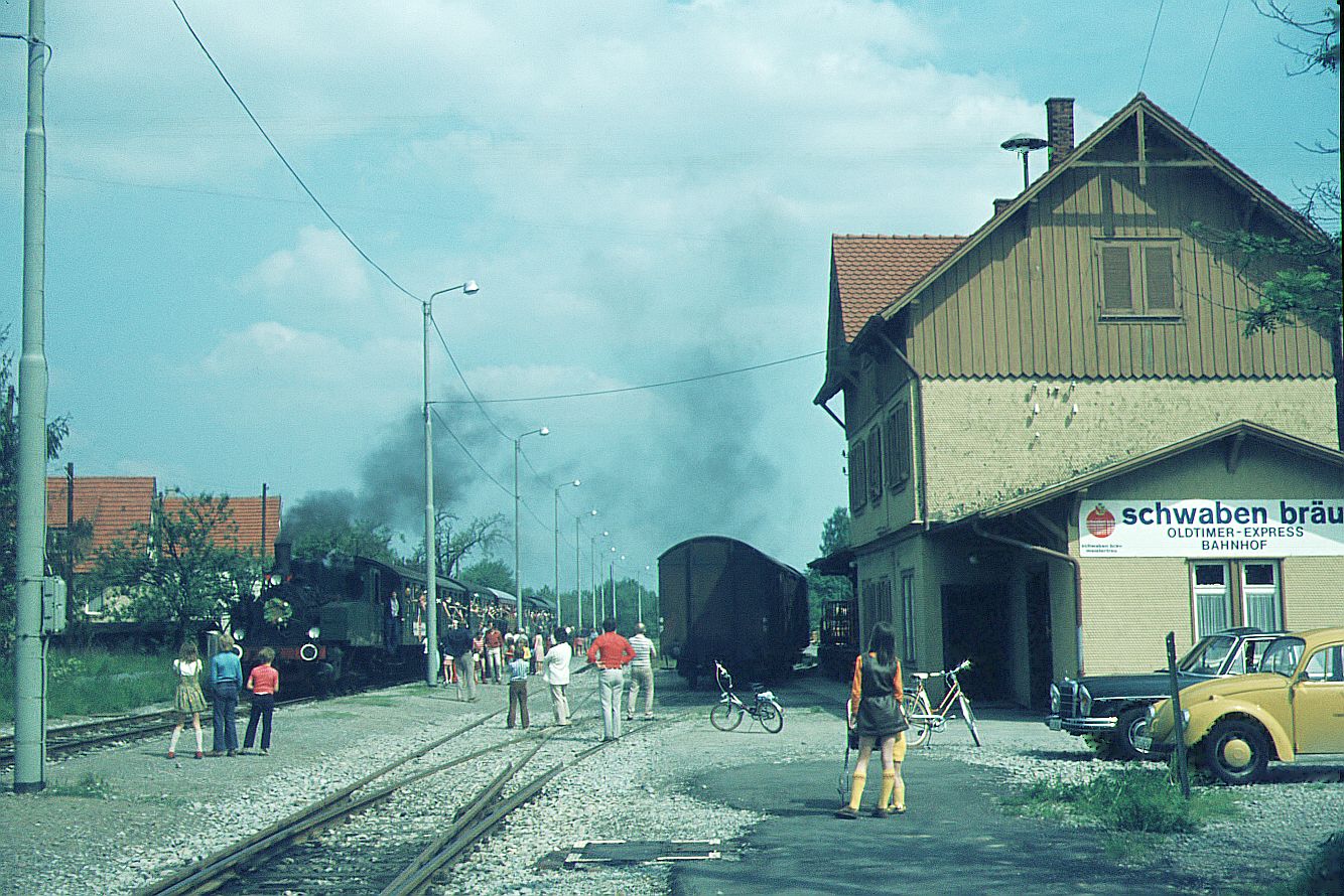 SSB Stuttgart_Filderbahn__Sonderzug der GES im Bf. Echterdingen.__26-05-1973