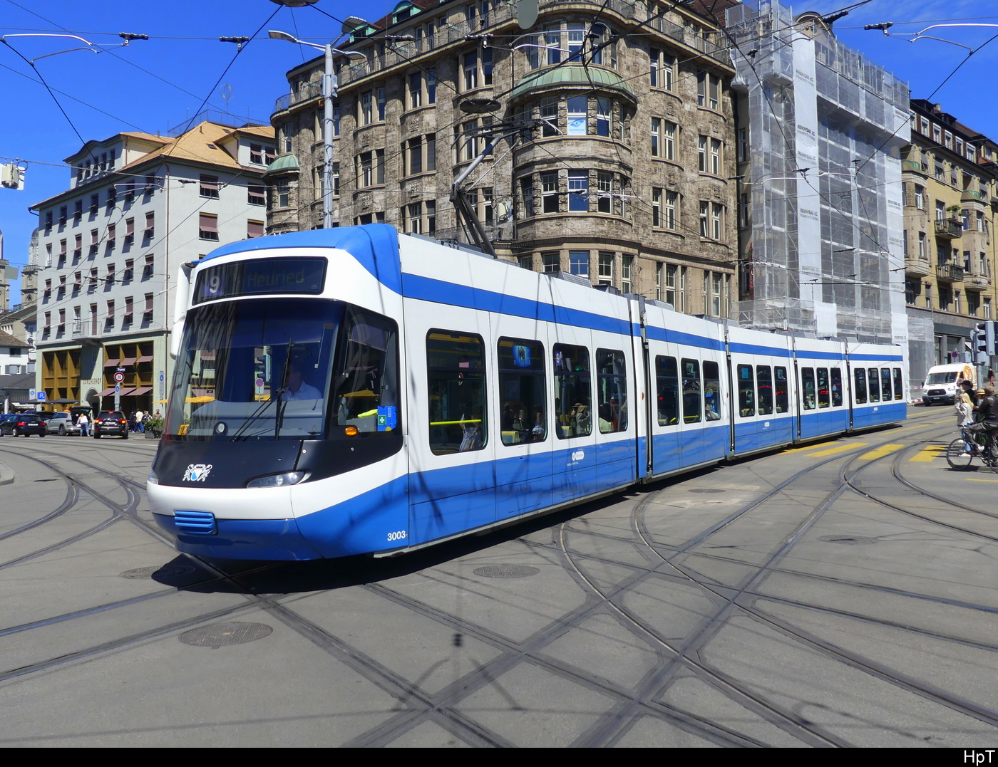 VBZ - Be 5/6 3003 unterwegs auf der Linie 9 in Zürich am 27.04.2024