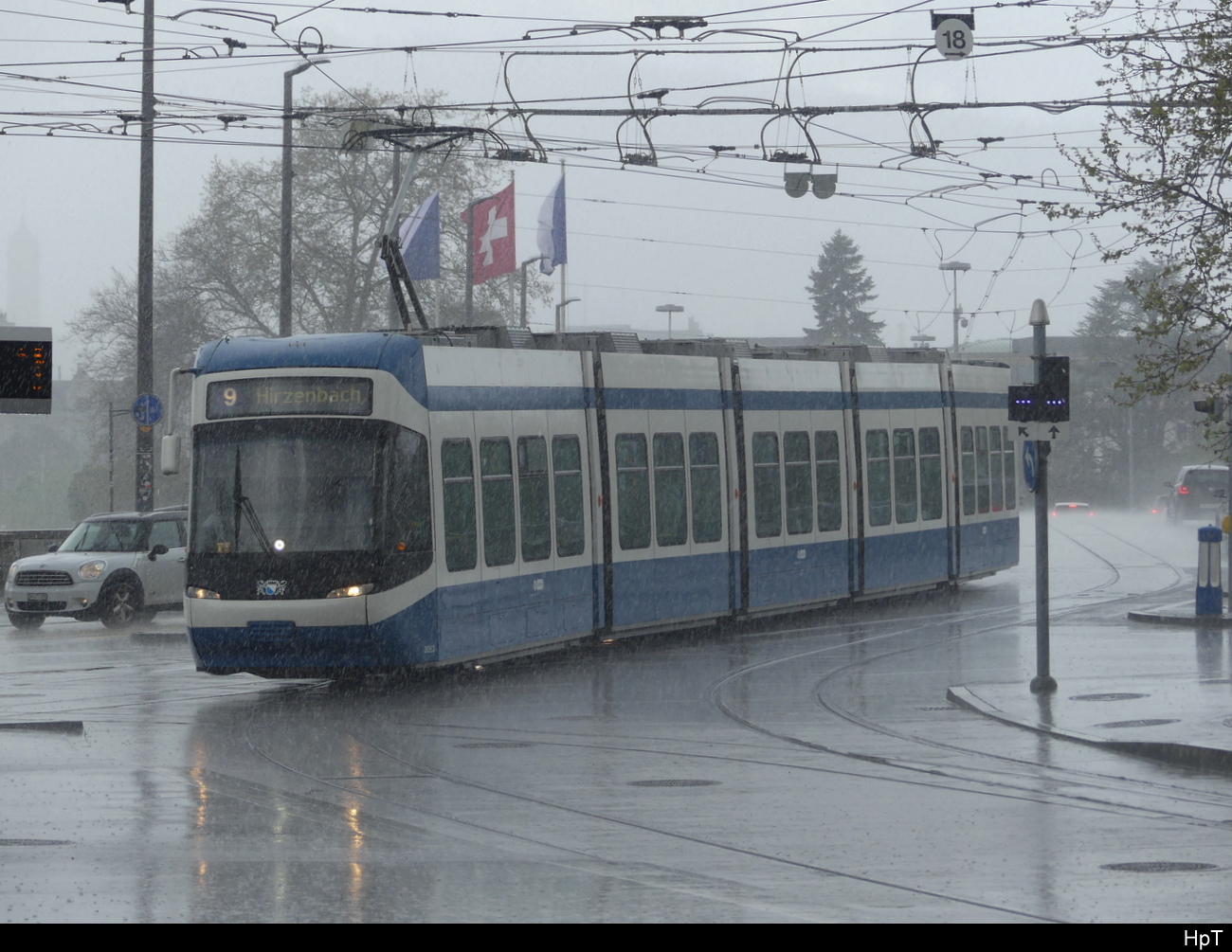 VBZ - Be 5/6  3053 unterwegs im Gewitter Regen auf der Linie 9 in Zürich am 29.04.2023