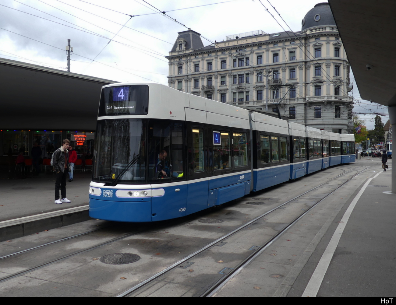 VBZ - Be 6/8 4050 unterwegs auf der Linie 4 unterwegs in der Stadt Zürich am 11.11.2023