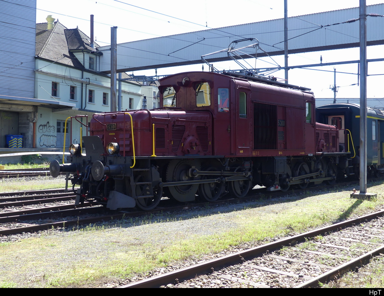 Verein Historische Seetalbahn - De 6/6  15301 (ex SBB) im Areal der Remise in Hochdorf am 02.09.2023