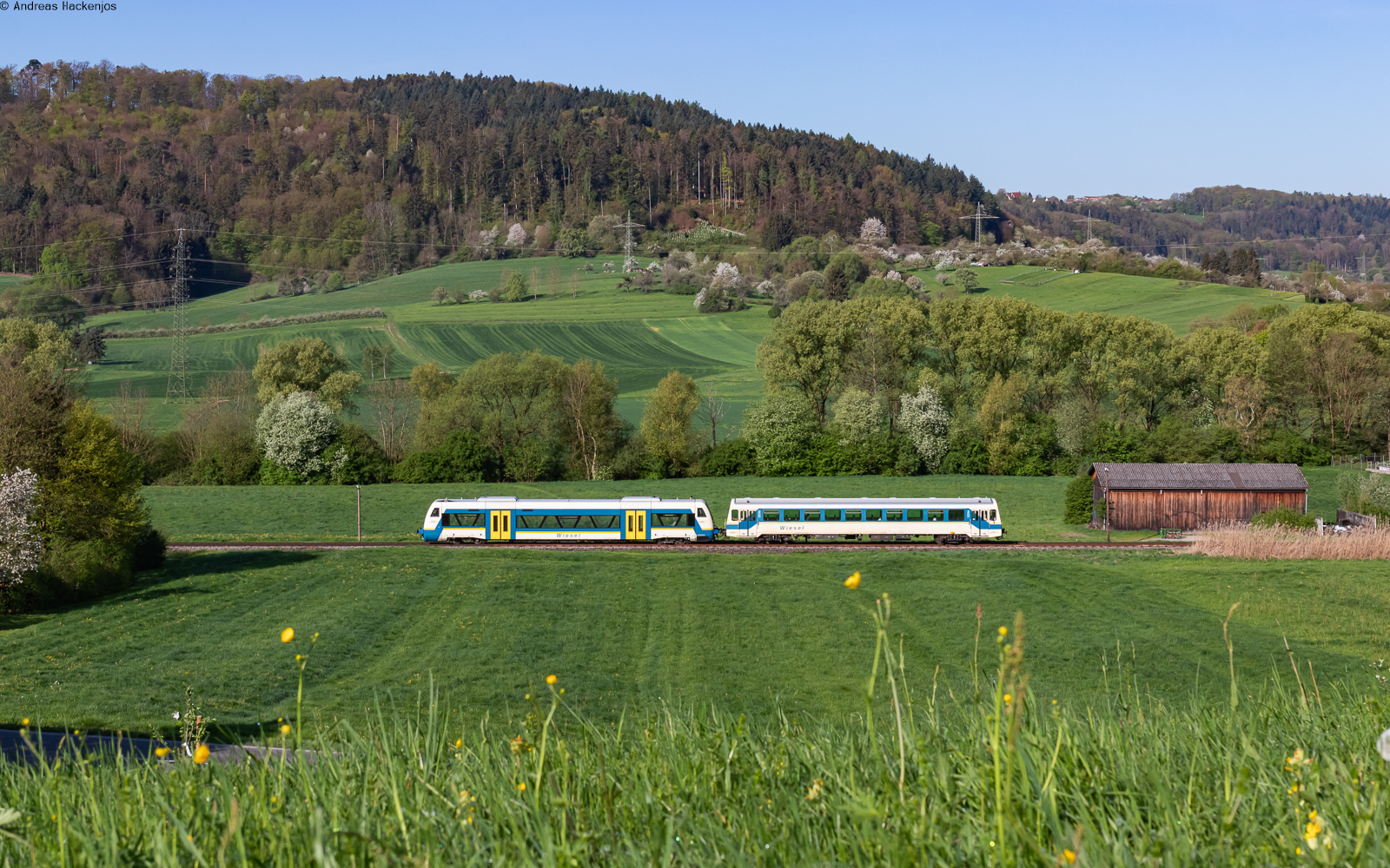 VS 426 und VT 440 als WEG 3136 (Schorndorf – Rudersberg-Oberndorf) bei Michelau 12.4.24