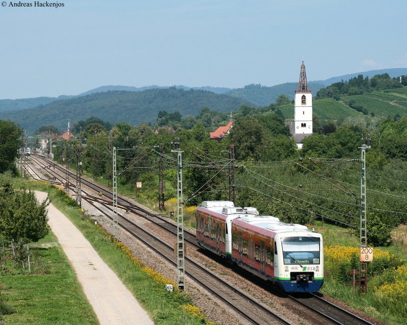 *** und 017 als BSB88146 (Freiburg(Breisgau) Hbf-Elzach) bei Denzlingen 7.8.09