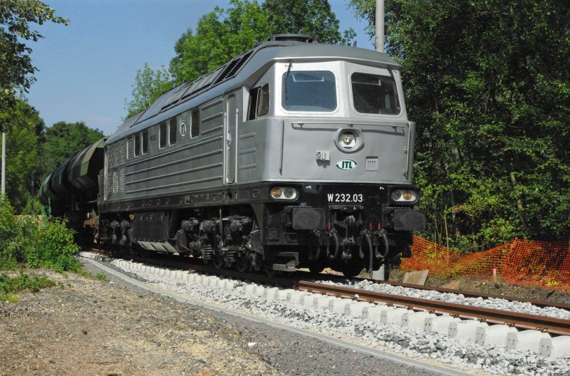 ... in all ihrer Pracht. Langsam schiebt sie die Wagen immer ein Stck weiter in Richtung neuen Stadtbahnhof.