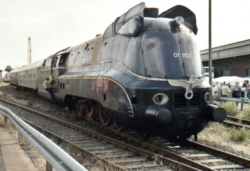 01 1102 bei Dampf 2000 am 10-9-2000 in Aachen
