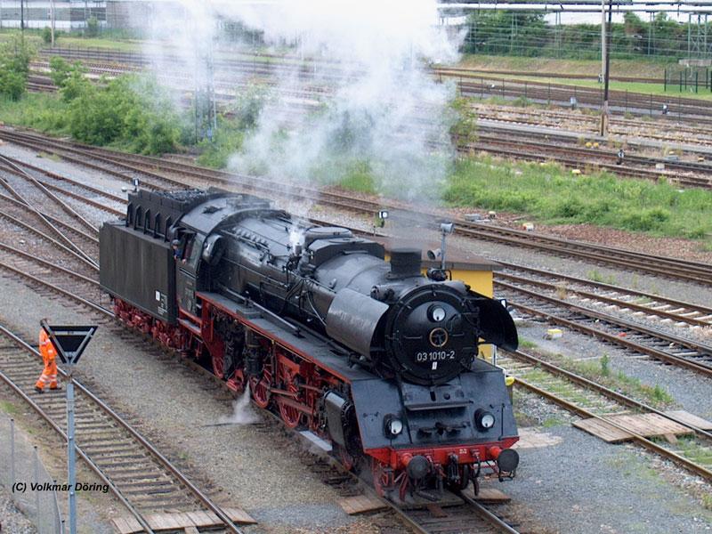 03 1010 in Dresden-Altstadt - 22.05.2004 - Dampflokfest

