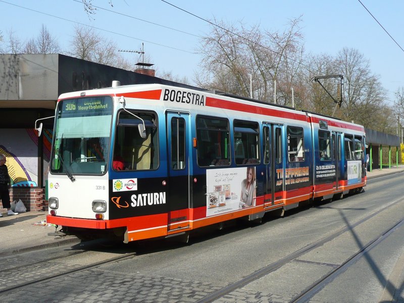 03.04.09,BOGESTRA-Tram Nr.331 in Wanne Eickel.