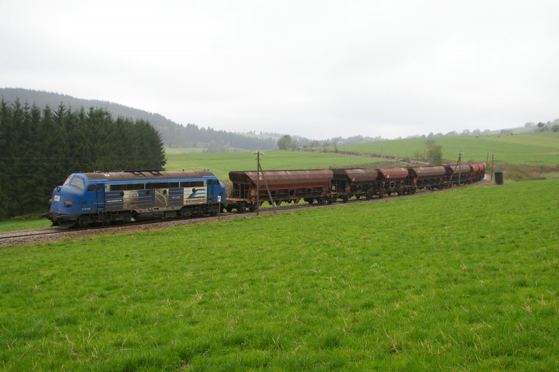 03.10.2007: Die Nohab V170 1149 (Fa. Eichholz) bei Gleisbauarbeiten bei Hilchenbach-Ltzel.