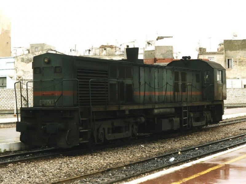 040-DK-97 auf Bahnhof Tunis Ville am 22-04-2002. Bild und scan: Date Jan de Vries.