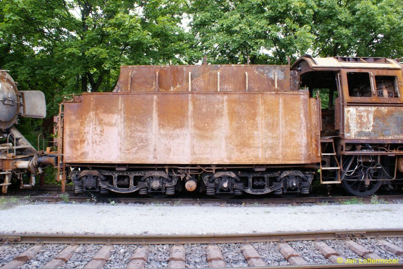06.09.2008. Der ausgebrannte Tender von Br 01 150.