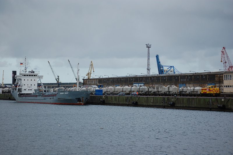 06.11.2007 MEG 73 im Rostocker Seehafen