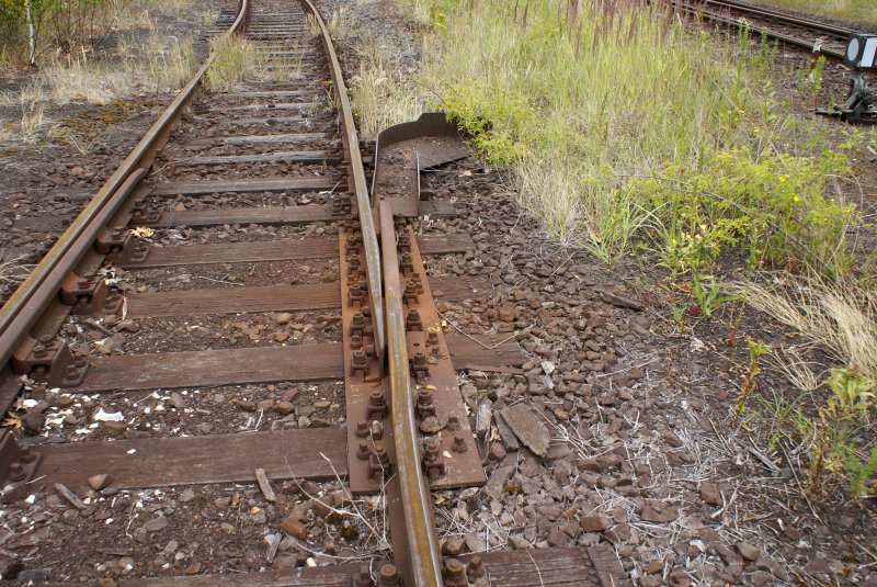 07.07.2008. Am Ende das Ablaufberges werden hier die zum bremsen der Waggons benutzten Hemm/Bremsschuhe automatisch vom Gleis gef�hrt.