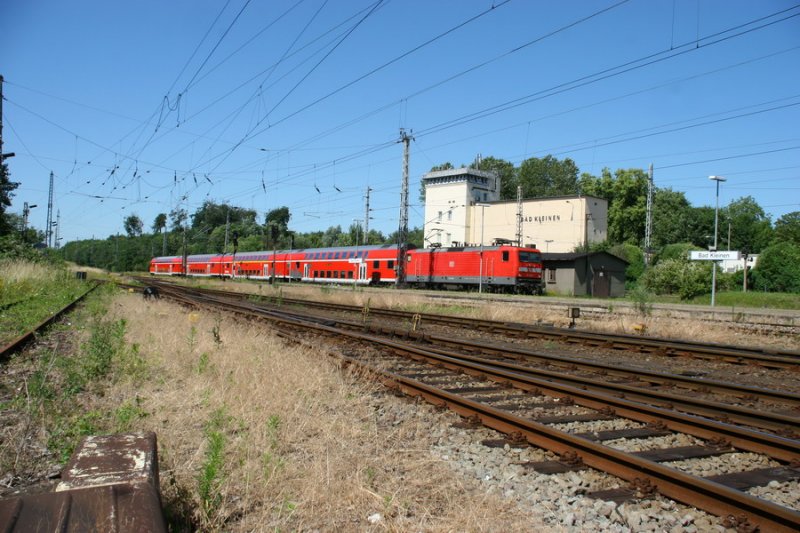 07/2006 Bf. Bad Kleinen RE von Schwerin nach Rostock fhrt ein.