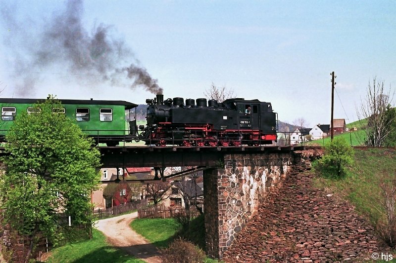 099 755 (99 1791) bei Neudorf (8. Mai 1992)