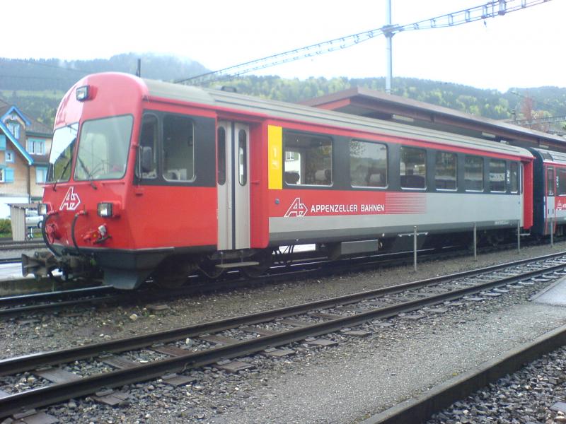 1 + 2 Kl. Steuerwagen ... ABt  113 im Bahnhof von Appenzell am 08.05.2006