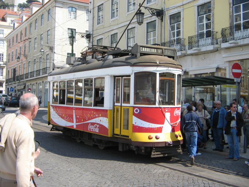 10.04.07,Straenbahn Lissabon.