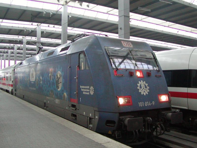 101 014-9 THW am 04.01.2006 in Mnchen Hbf